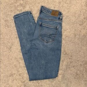 American Eagle Outfitters Mom Jean